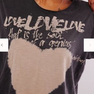 MAGNOLIA PEARL LOVE LOVE LOVE MOZART ONE SIZE OVERSIZED TEE SHIRT CHARCOAL